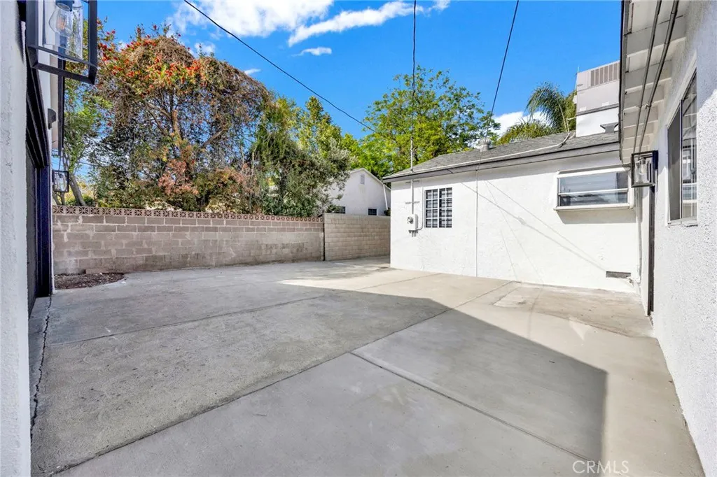 505 N Avon Street, Burbank, California 91505 home-pic-25